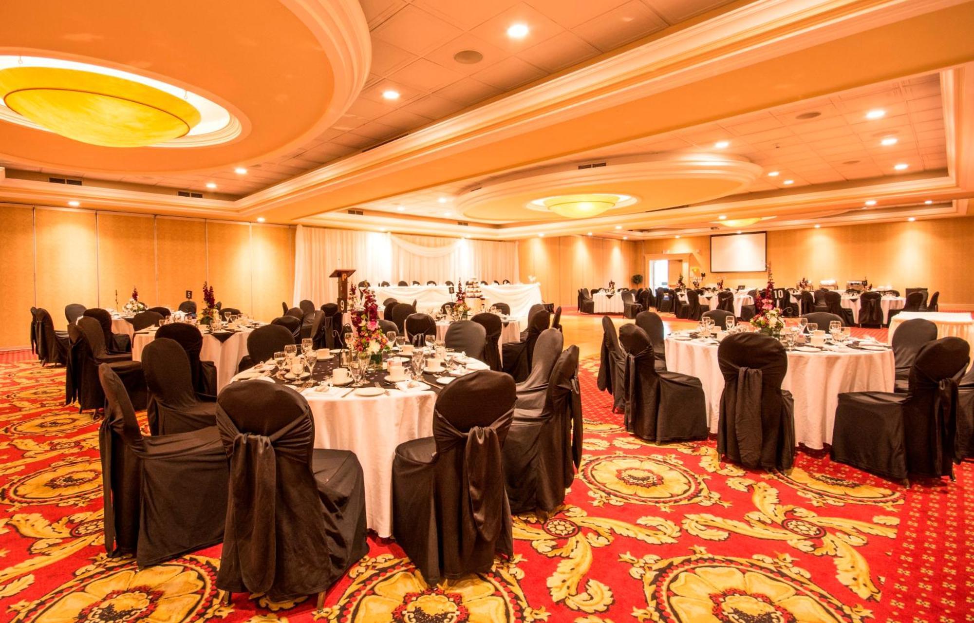 Holiday Inn Hotel & Suites St.Catharines-Niagara By Ihg Sainte-Catherine Dış mekan fotoğraf